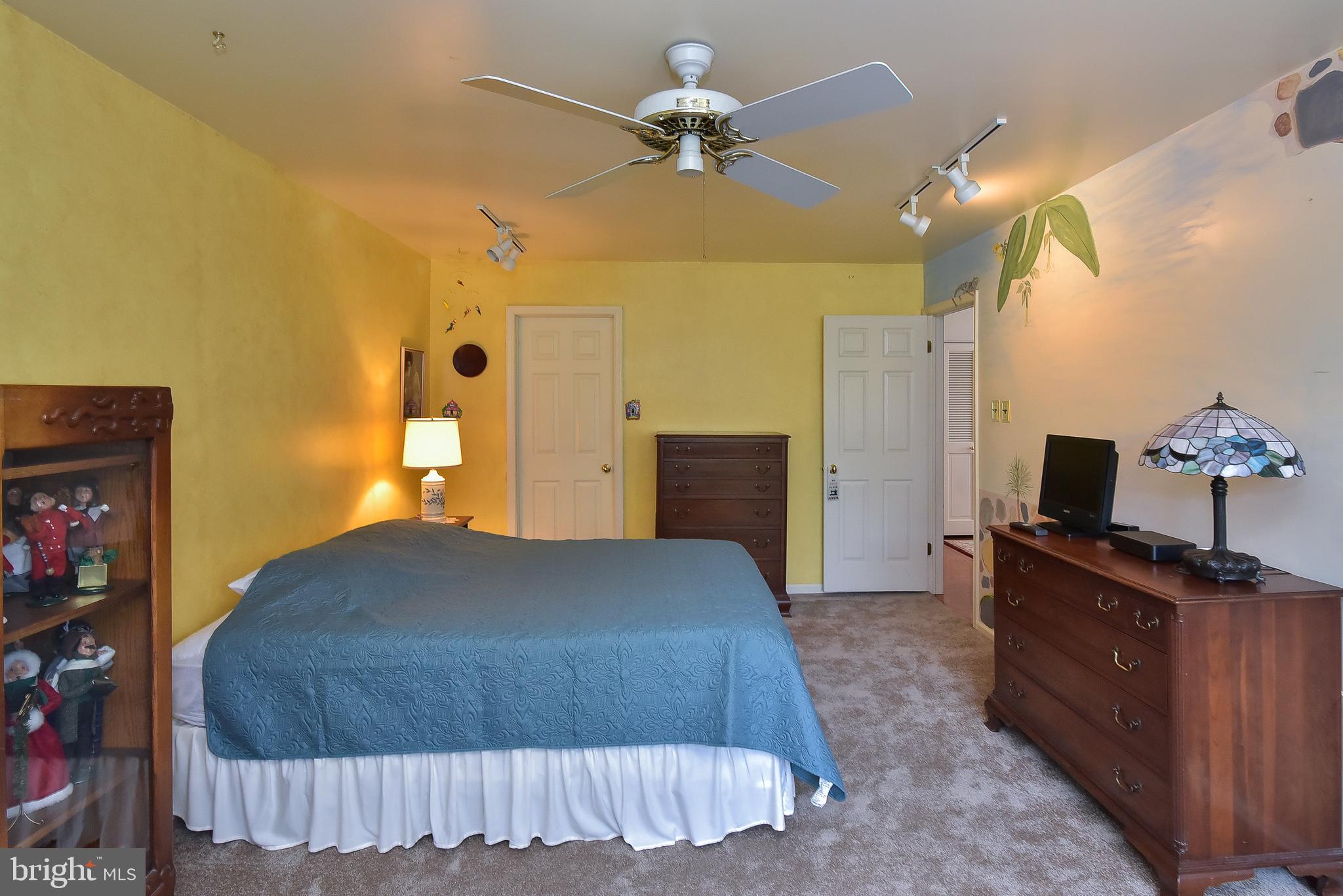 49 Haddonfield Cmns Haddonfield, NJ 08033 - Photo 55 of 96 Gallery Image 55