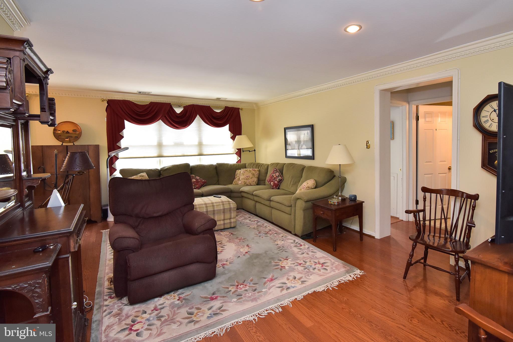 49 Haddonfield Cmns Haddonfield, NJ 08033 - Photo 7 of 96 Gallery Image 7