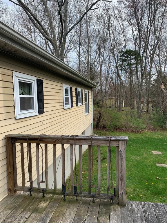 47 Pound Road Westerly, RI 02891 - Photo 5 of 14