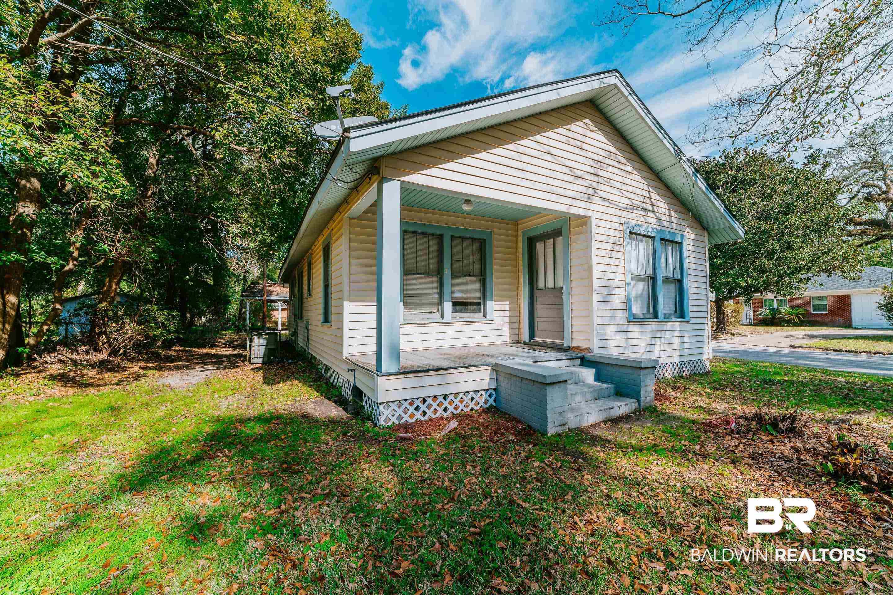 2616 Pollard Lane Mobile, AL 36606 - Photo 3 of 28