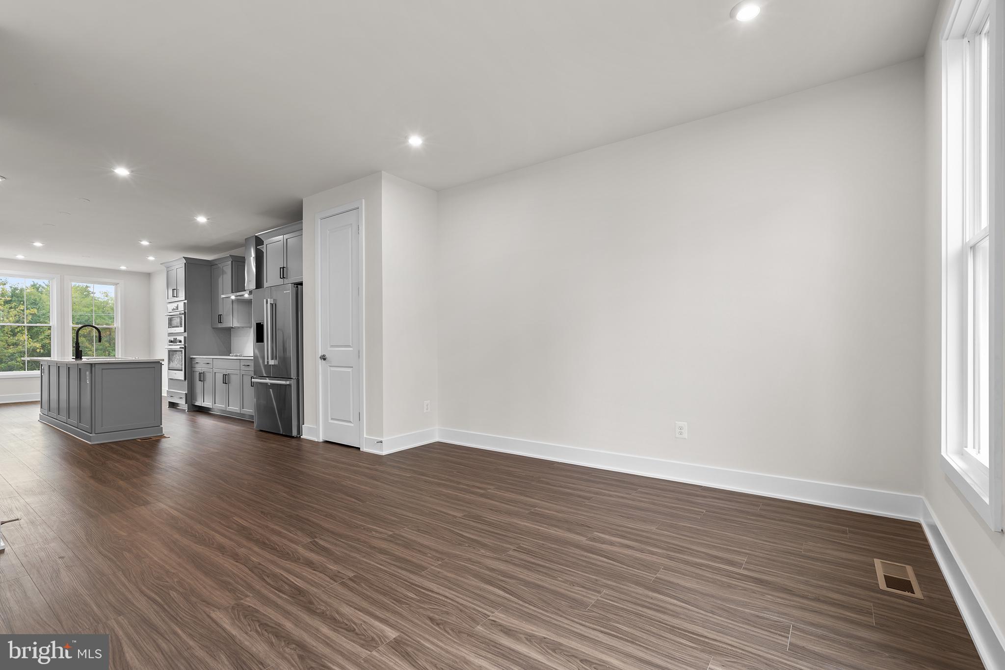 2676 River Birch Road Herndon, VA 20171 - Photo 11 of 49 Gallery Image 11