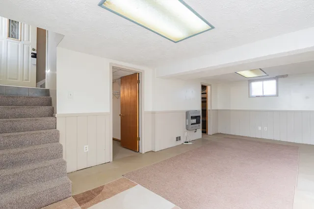 a view of a livingroom with a fireplace