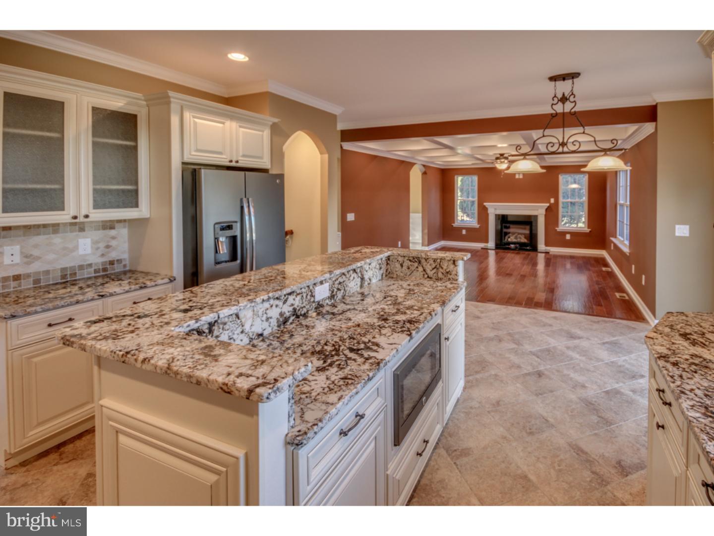 2065 Galloway Road Bensalem, PA 19020 - Photo 4 of 25 Gallery Image 4