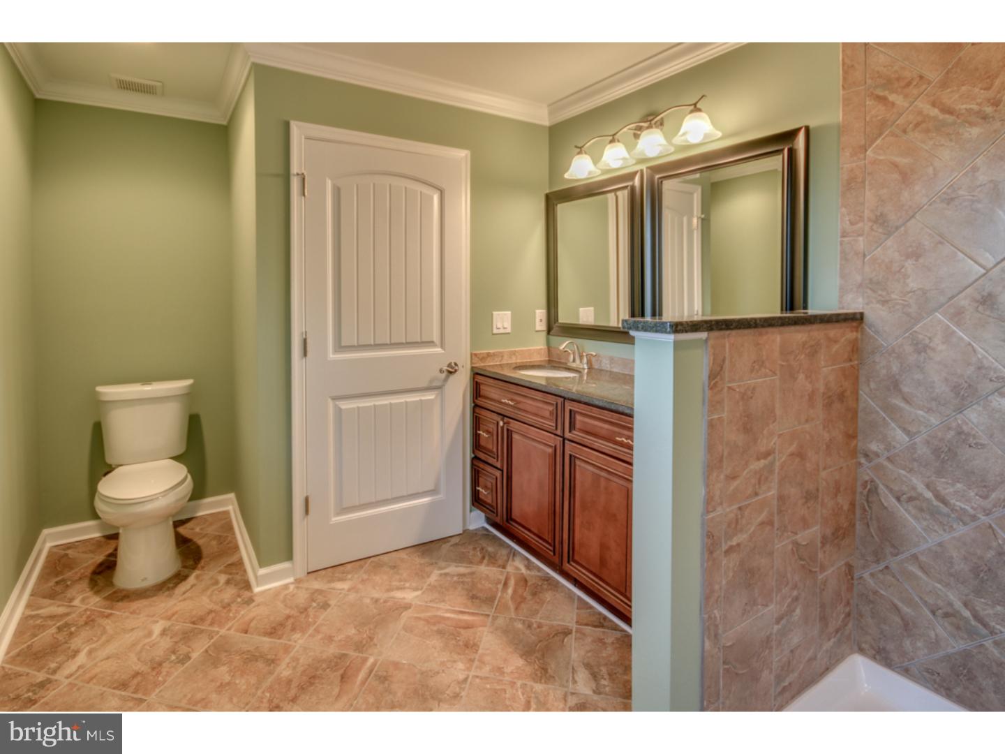 2065 Galloway Road Bensalem, PA 19020 - Photo 6 of 25 Gallery Image 6