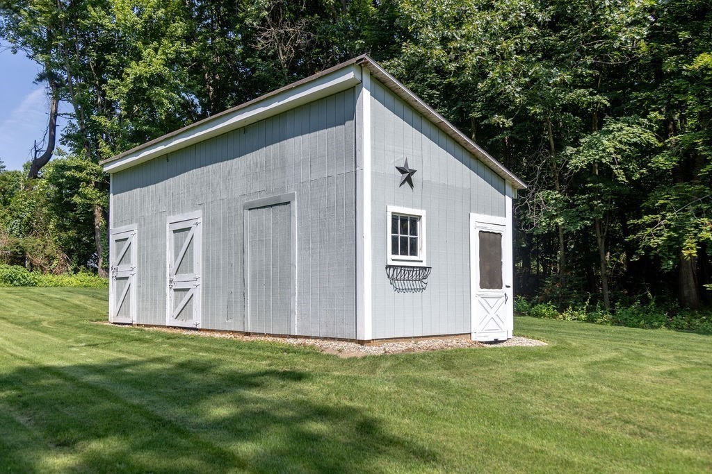 49 Sawmill Plain Road Deerfield, MA 01373 - Photo 7 of 42
