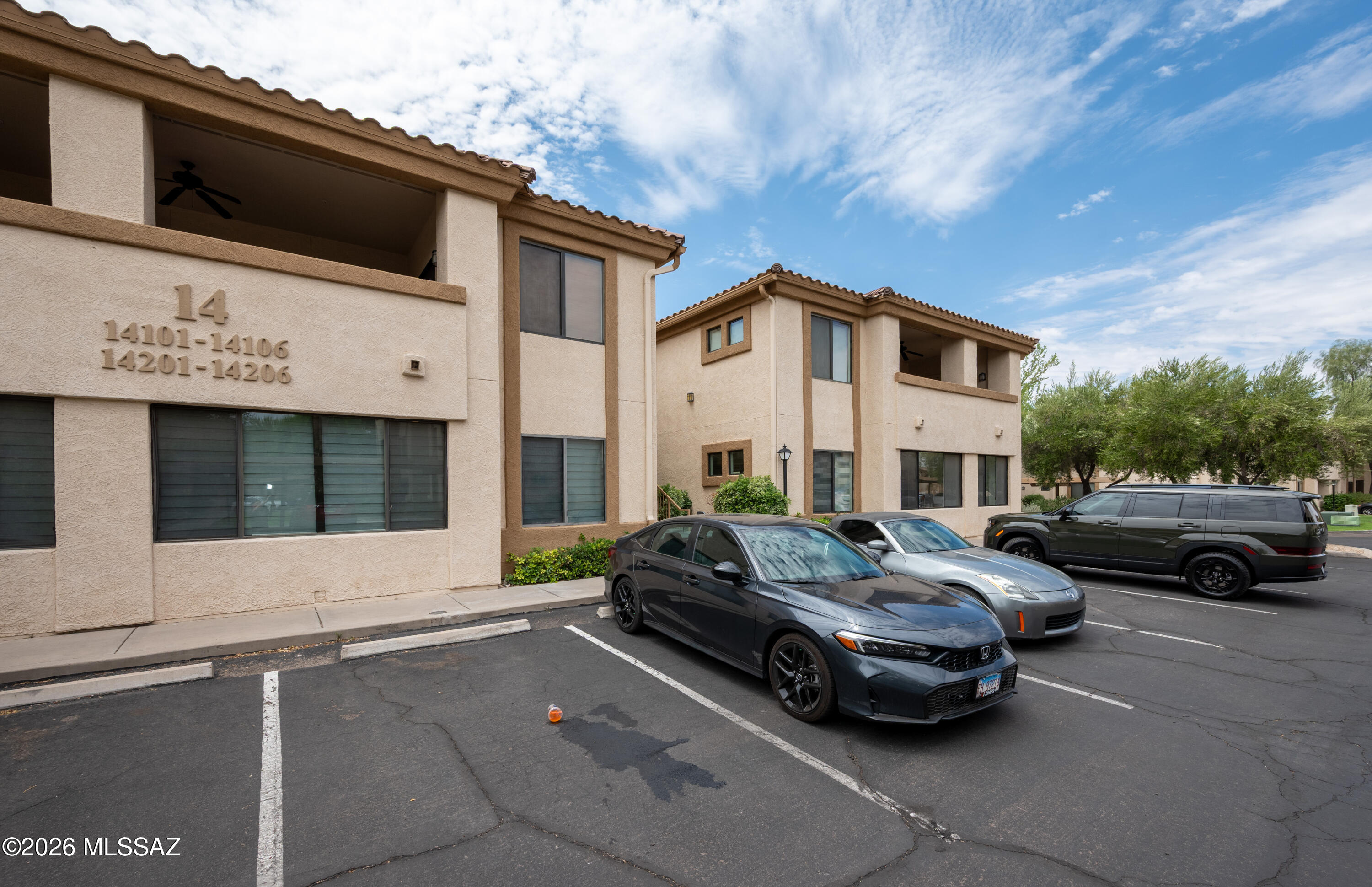 2550 East River Road, Unit 14106 Tucson, AZ 85718 - Photo 5 of 19 2550 E River 14106-17