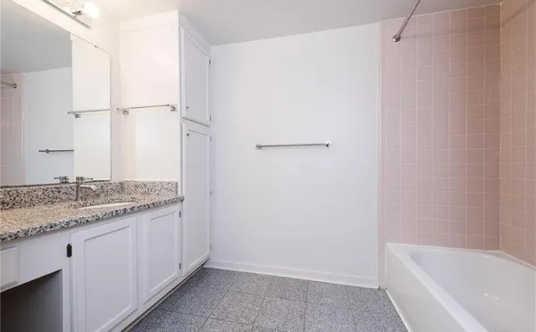 $2,150 | 199 14th Street Northeast, Unit 2410, Atlanta, GA 30309