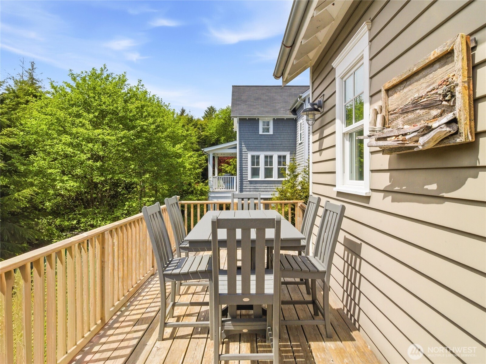269 Compass Street Pacific Beach, WA 98571 - Photo 28 of 38 a view of a balcony with chairs