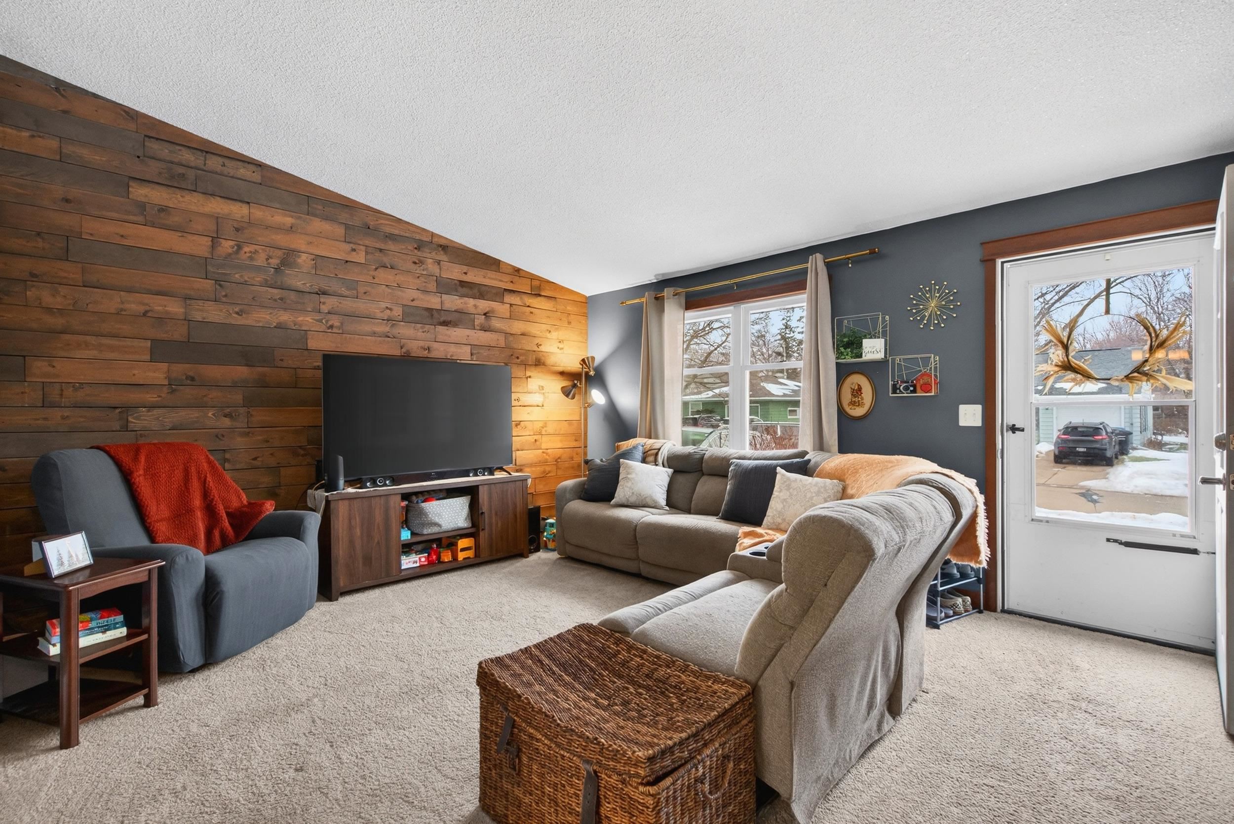 345 River Drive Appleton, WI 54915 - Photo 15 of 30