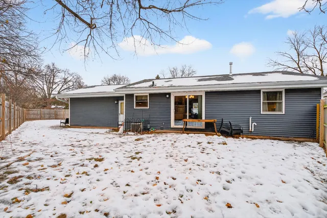 $245,000 | 345 River Drive, Appleton, WI 54915