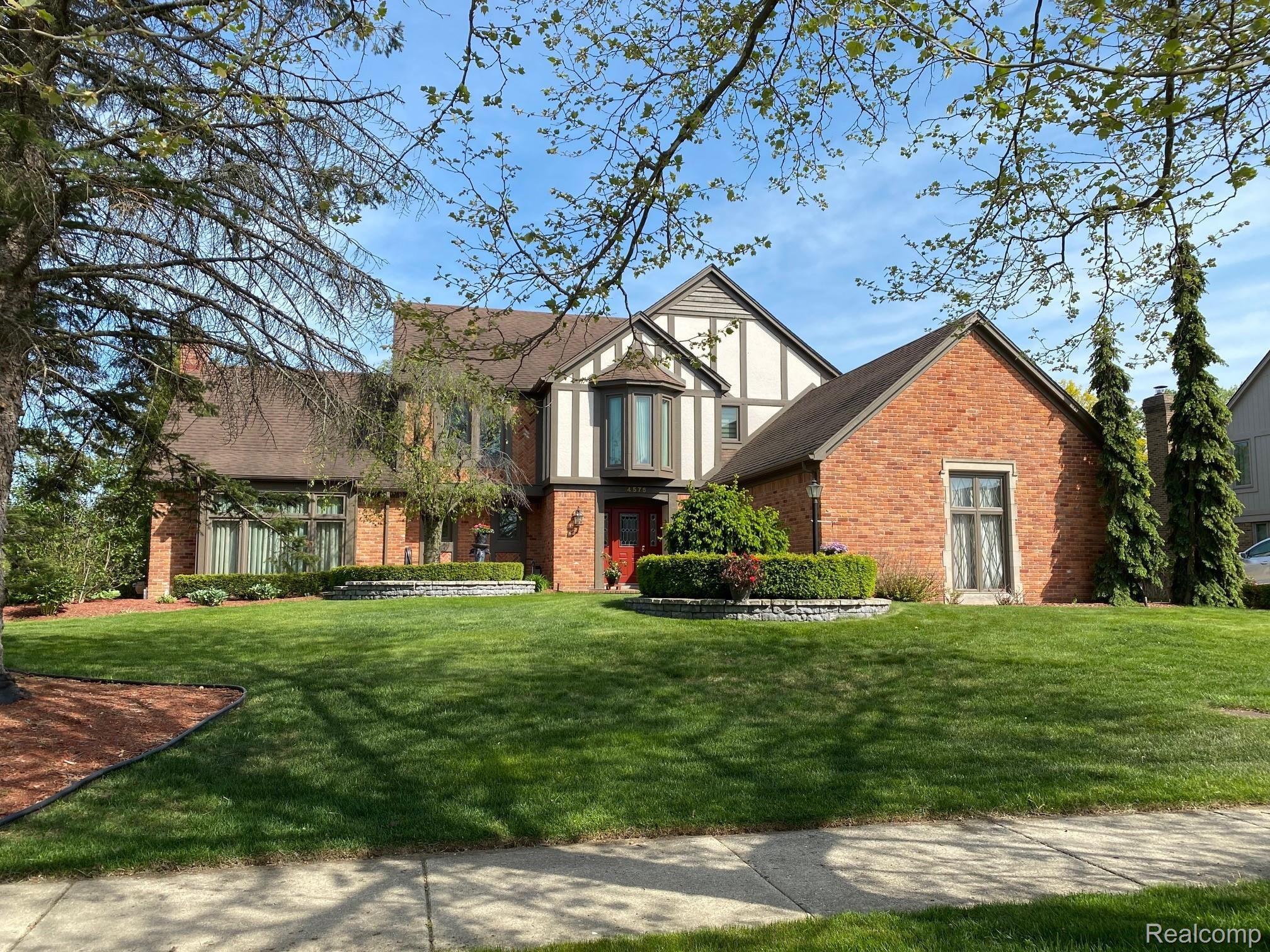4576 Rivers Edge Drive Troy, MI 48098 - Photo 1 of 77 IMG_2241.jpg