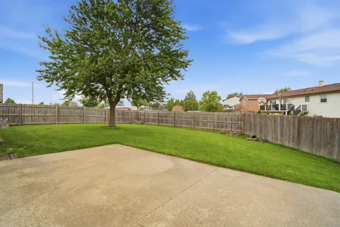 $525,000 | 1596 Texas Street, Elk Grove Village, IL 60007