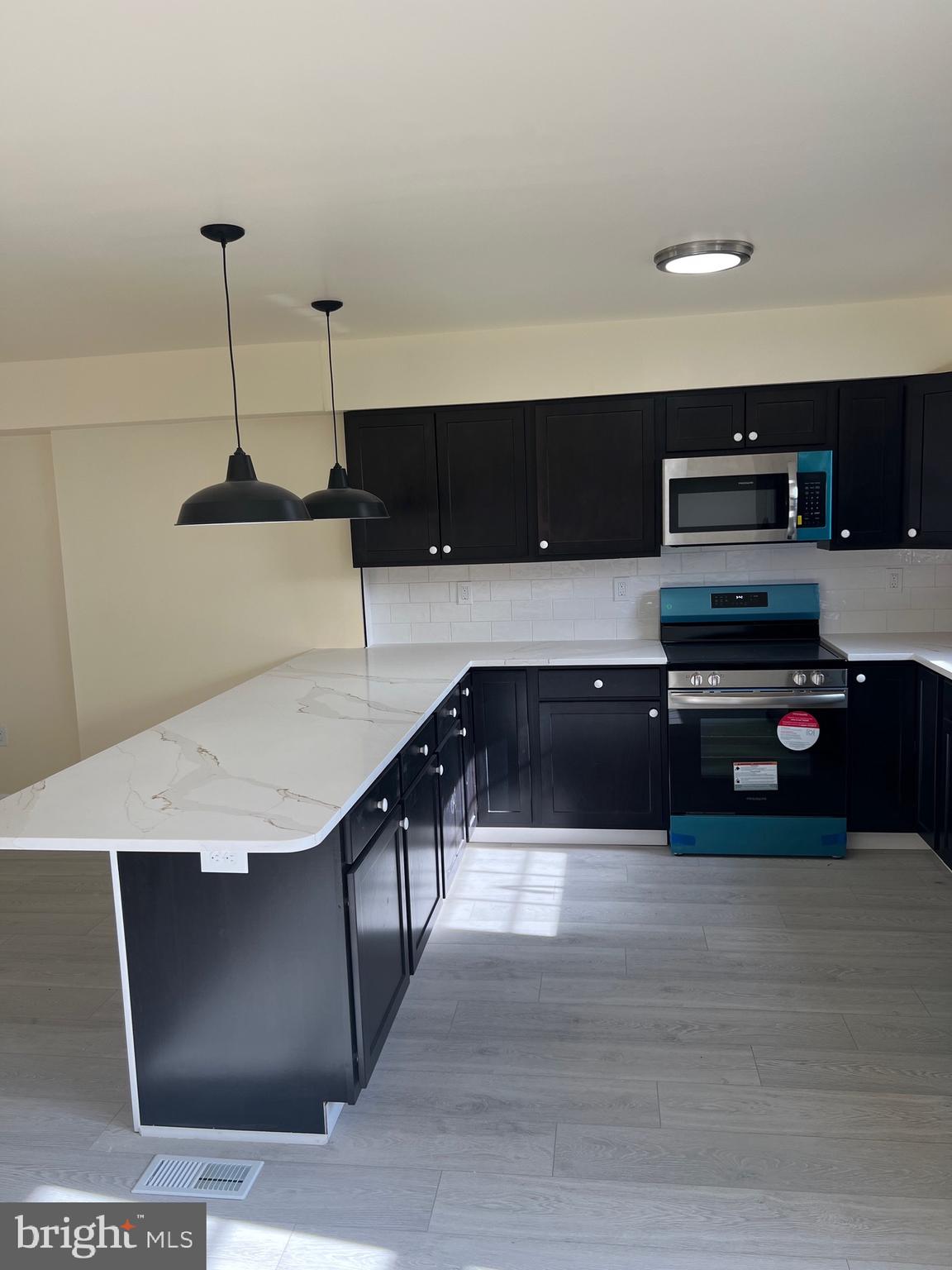 35 Heather Hill Road Catonsville, MD 21228 - Photo 6 of 16