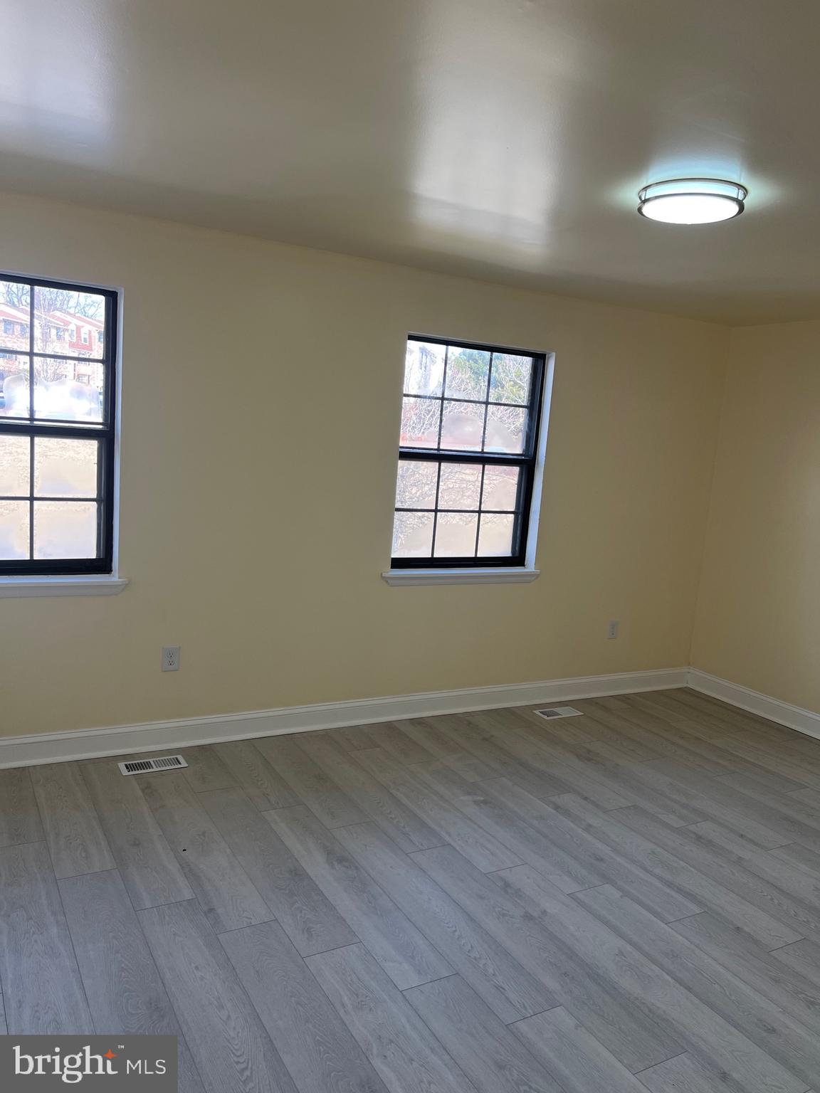 35 Heather Hill Road Catonsville, MD 21228 - Photo 9 of 16