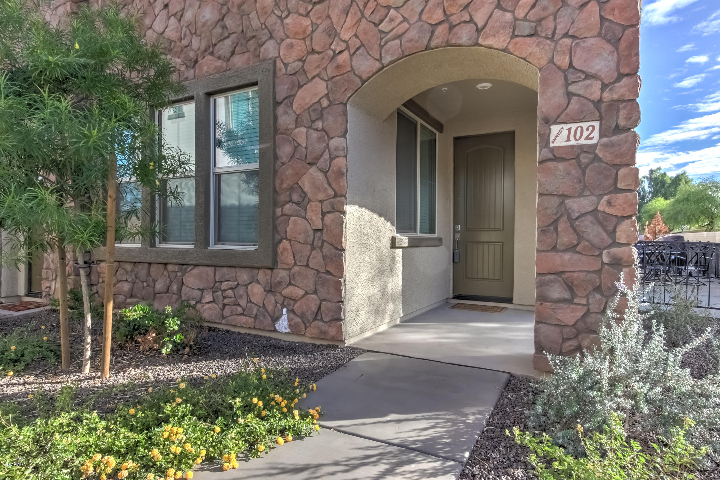 1885 East Frye Road, Unit 102 Gilbert, AZ 85295 - Photo 4 of 34 1885 E Frye Rd #102-5