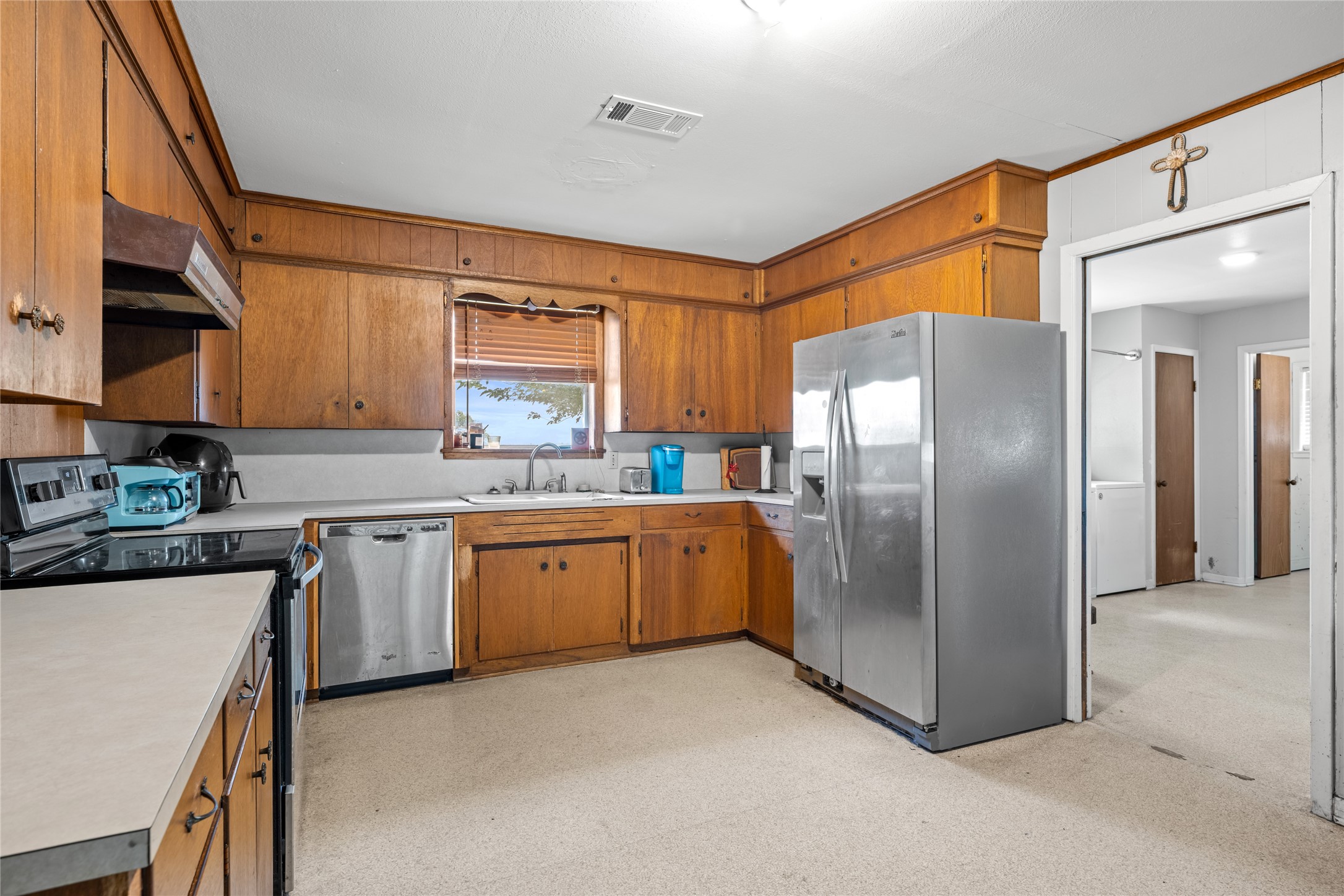 2623 Salem Road Brenham, TX 77833 - Photo 11 of 24 Kitchen