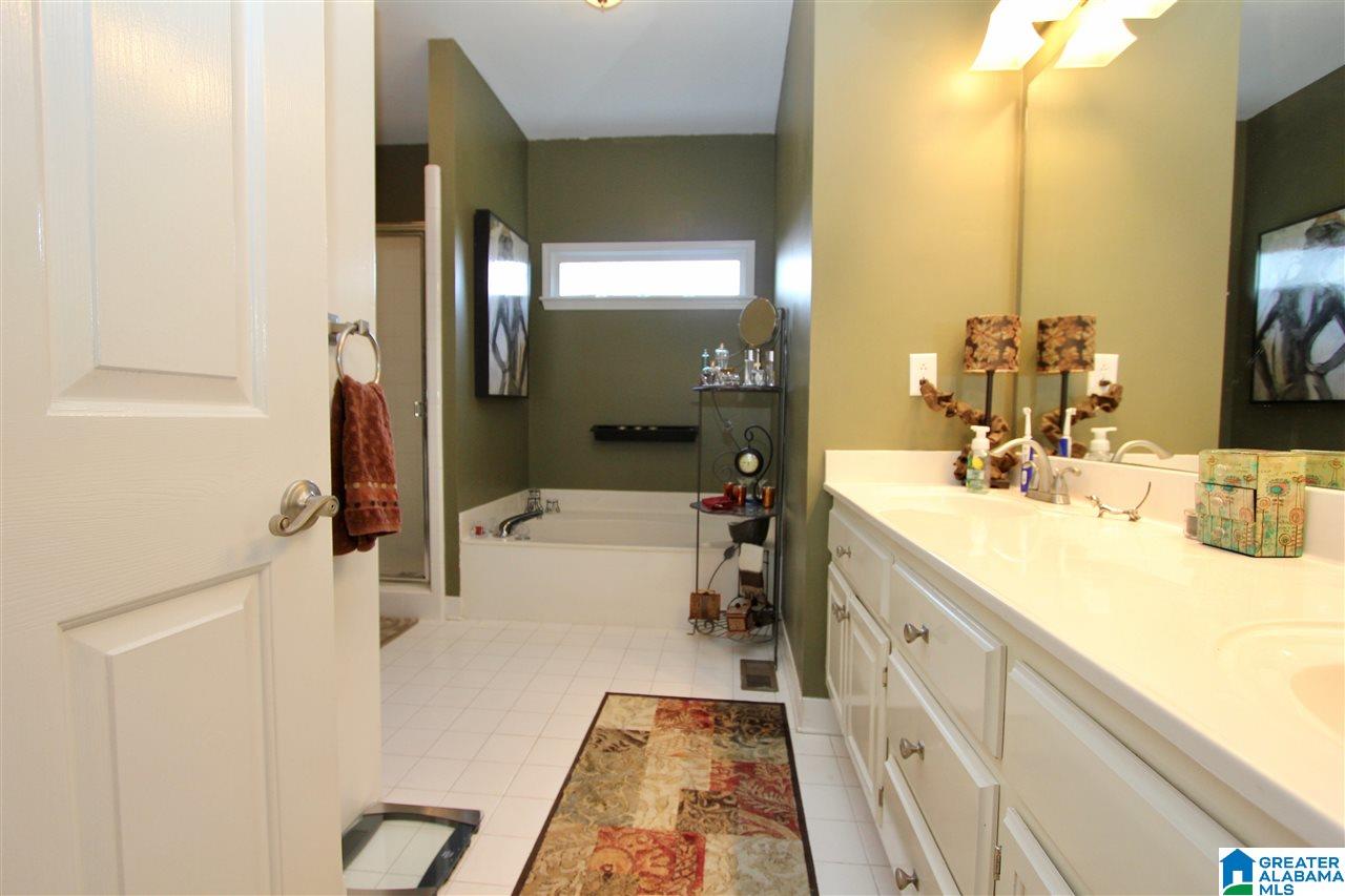 136 Heather Ridge Drive Pelham, AL 35124 - Photo 10 of 22