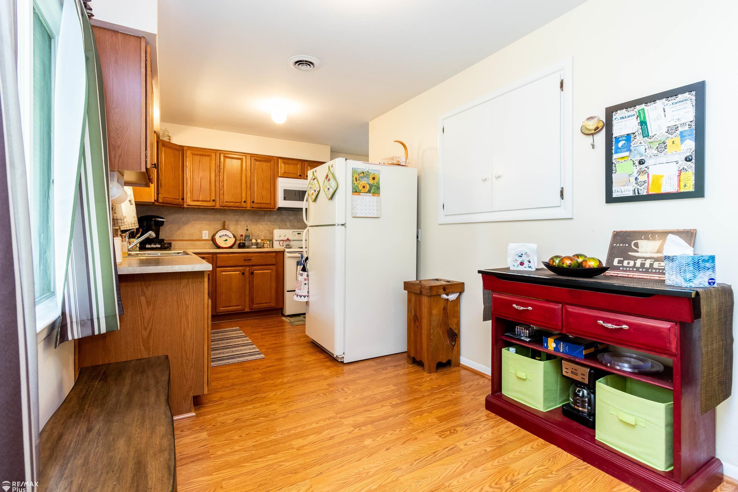 2385 South Vassar Road Davison, MI 48423 - Photo 11 of 39 50089345-10.JPG