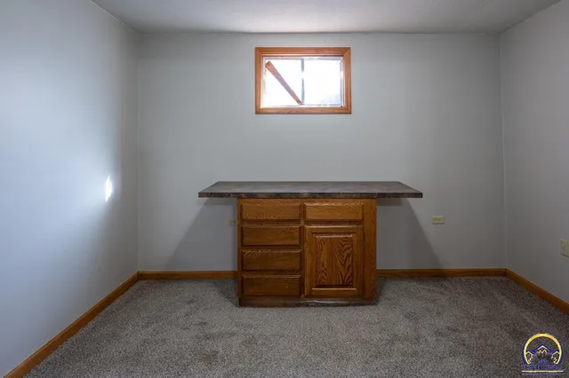 $299,000 | 15456 South Paulen Road, Overbrook, KS 66524