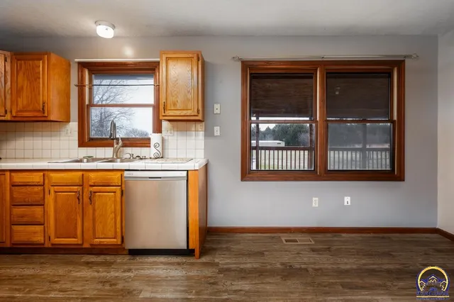 $299,000 | 15456 South Paulen Road, Overbrook, KS 66524