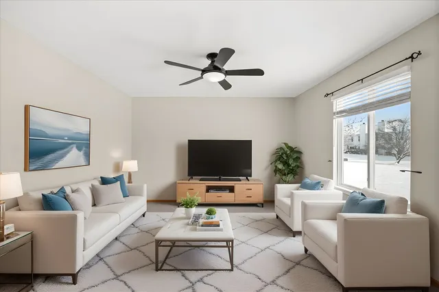 $2,900 | 2477 Smithfield Court, Aurora, IL 60503