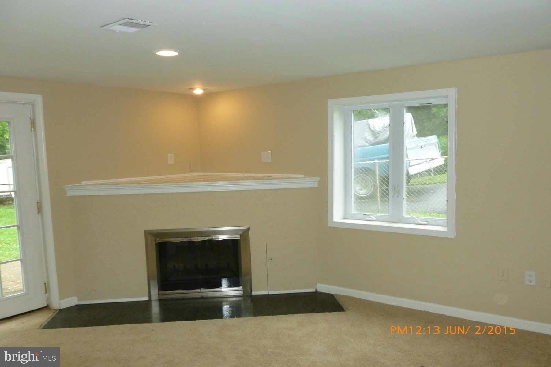 7714 Beechnut Road Capitol Heights, MD 20743 - Photo 18 of 30 Family Room