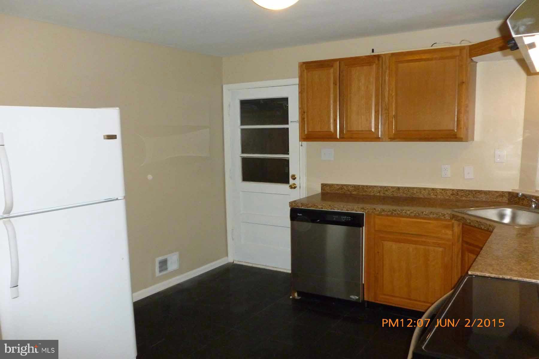7714 Beechnut Road Capitol Heights, MD 20743 - Photo 7 of 30 Kitchen