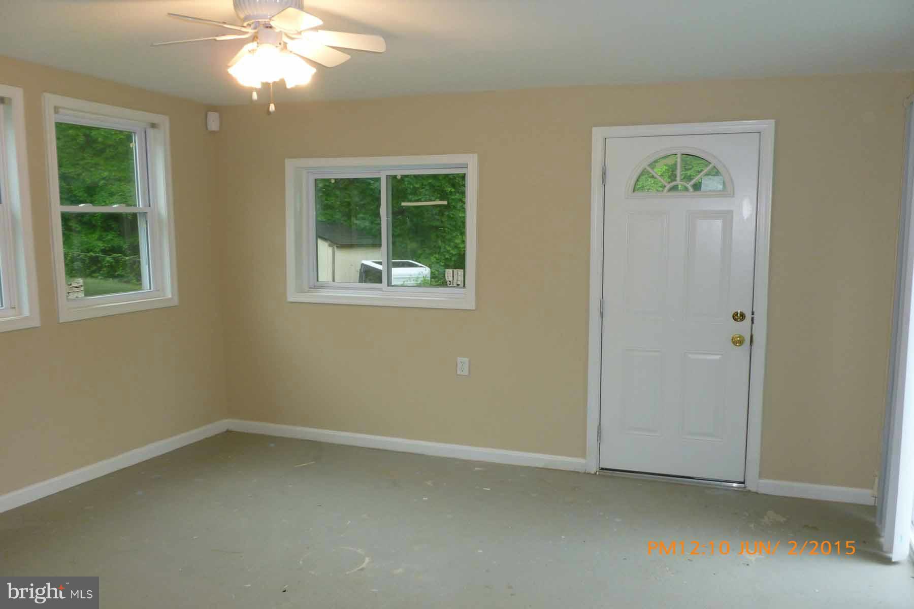 7714 Beechnut Road Capitol Heights, MD 20743 - Photo 8 of 30 Sun Room