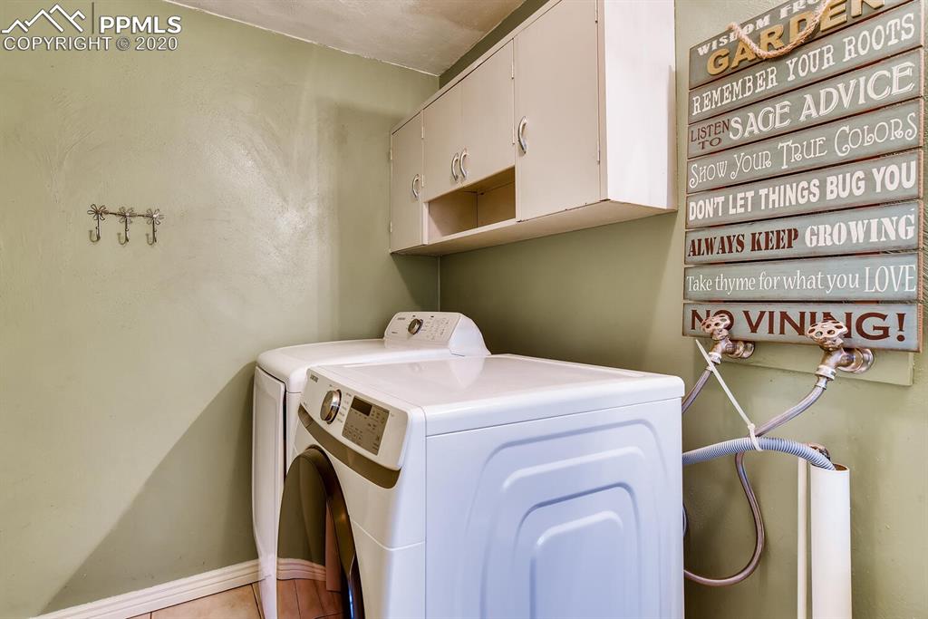 917 Prairie Road Colorado Springs, CO 80909 - Photo 12 of 27 New washer and dryer