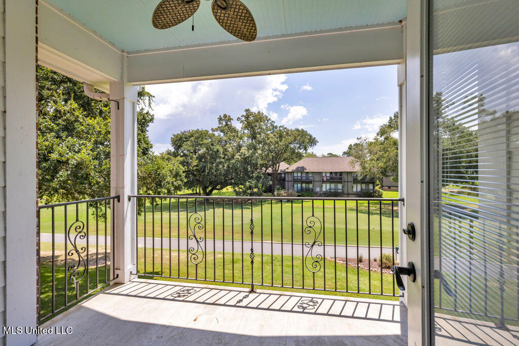 204 Fairway Villas Diamondhead, MS 39525 - Photo 11 of 46 204FairwayVillas-34