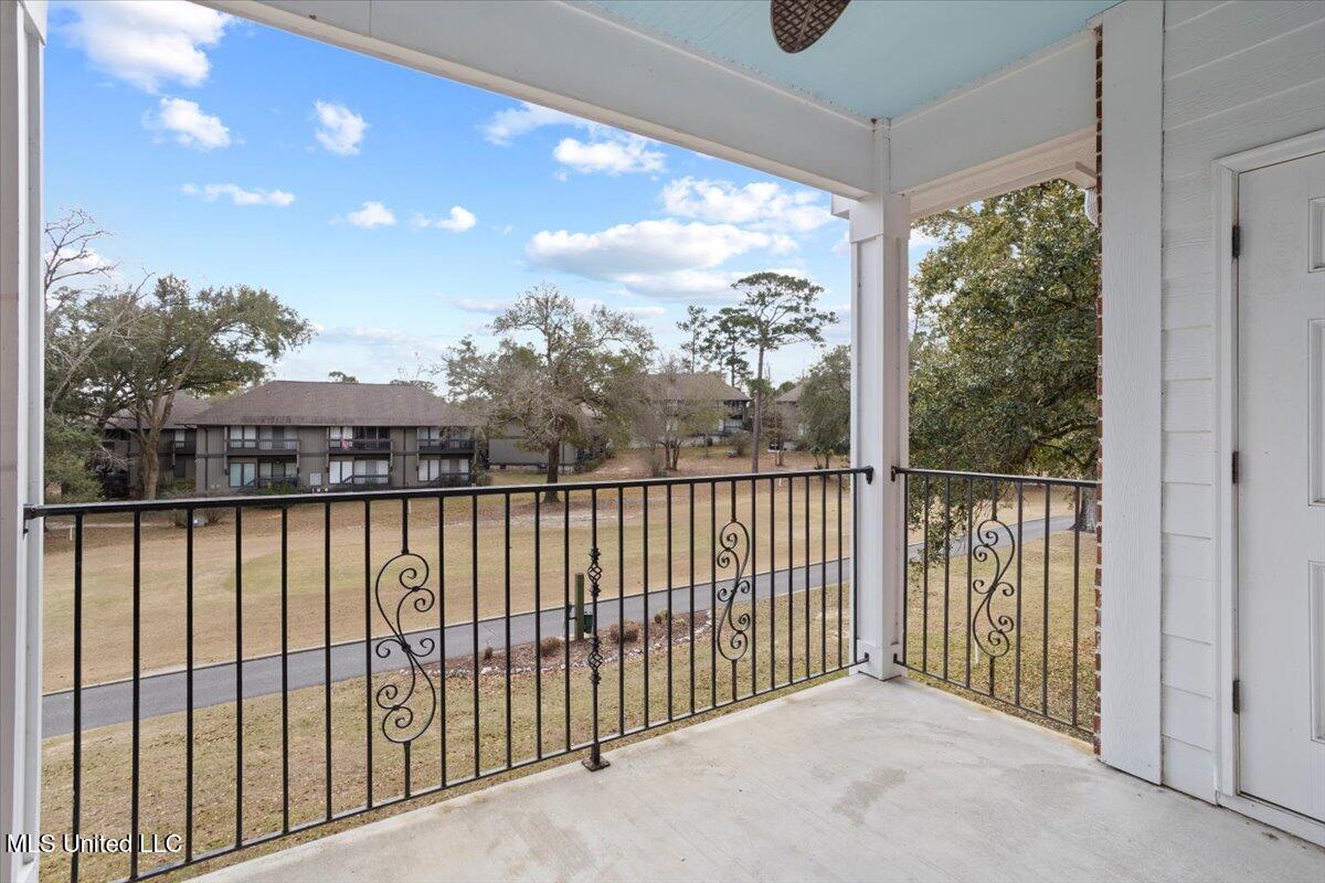 204 Fairway Villas Diamondhead, MS 39525 - Photo 41 of 46 20-HJ0A9718