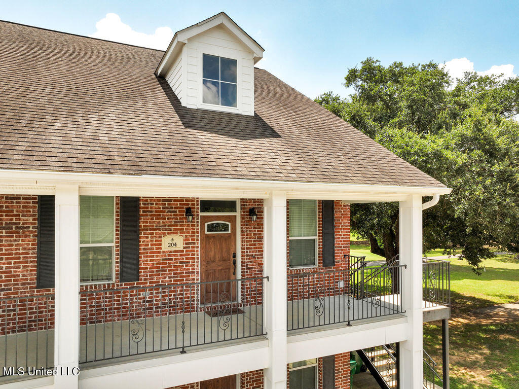 204 Fairway Villas Diamondhead, MS 39525 - Photo 9 of 46 204FairwayVillas-9