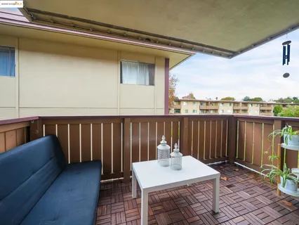 $329,000 | 1321 Webster Street, Unit D212, Alameda, CA 94501