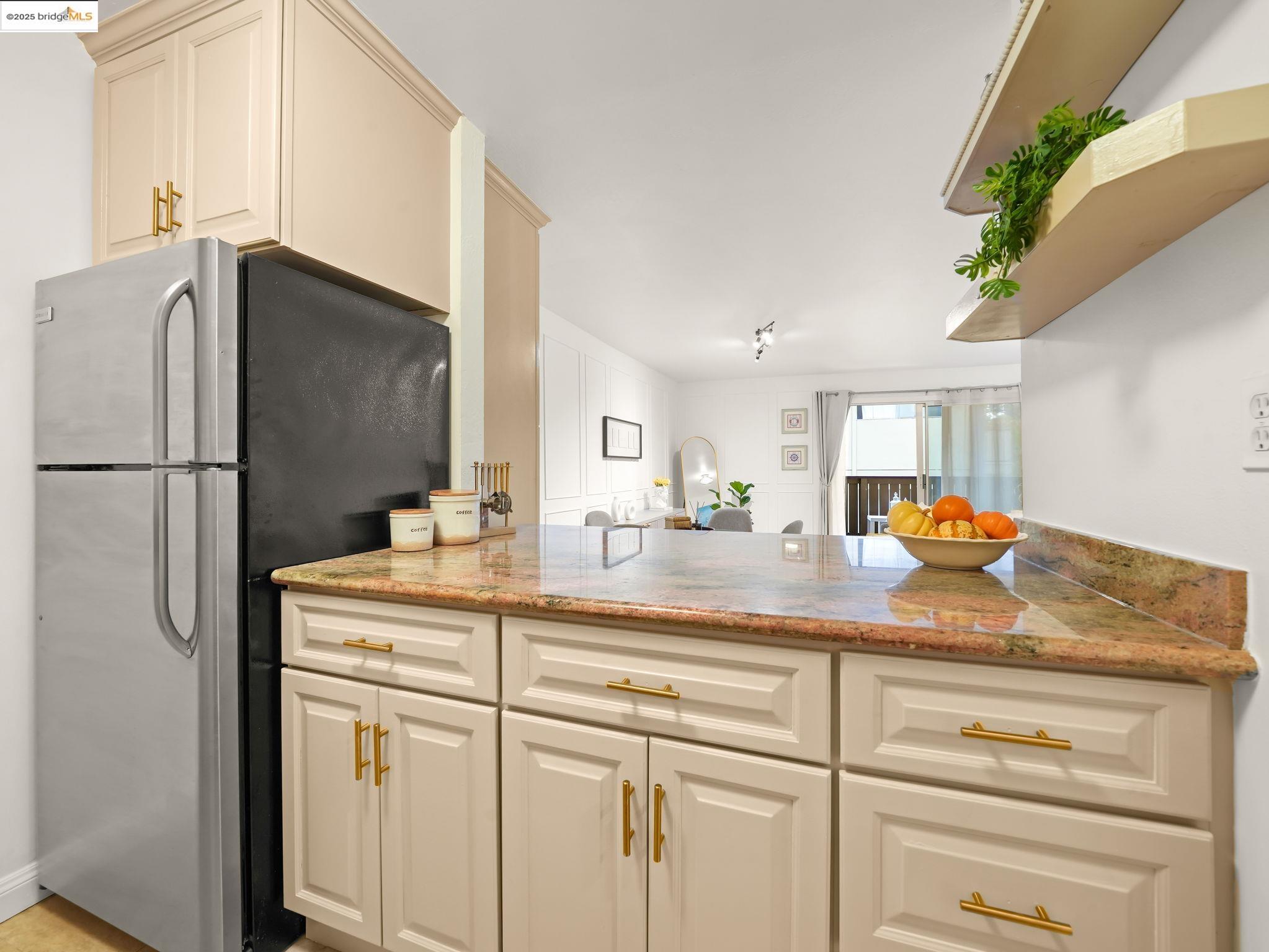 1321 Webster Street, Unit D212 Alameda, CA 94501 - Photo 25 of 47