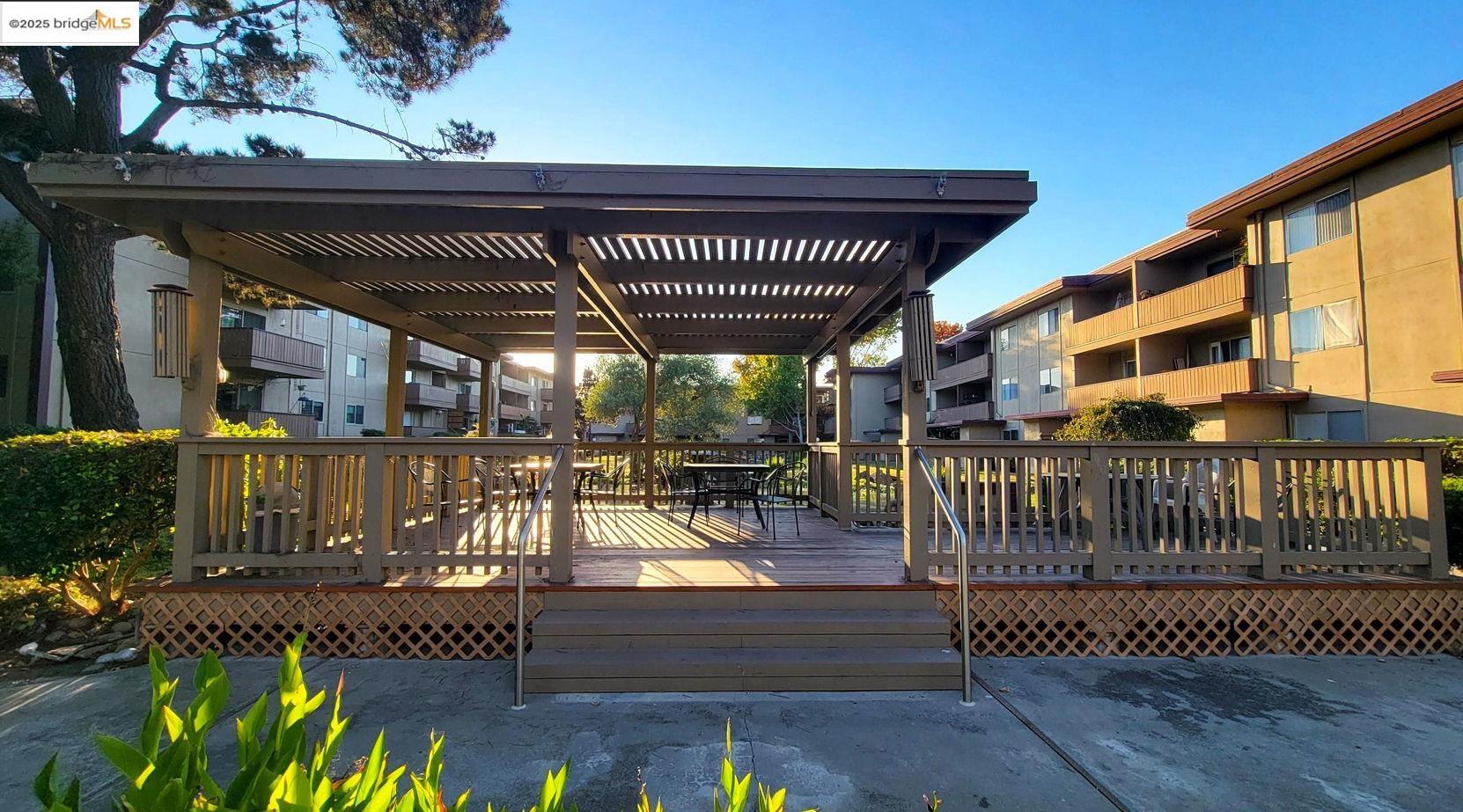 1321 Webster Street, Unit D212 Alameda, CA 94501 - Photo 40 of 47