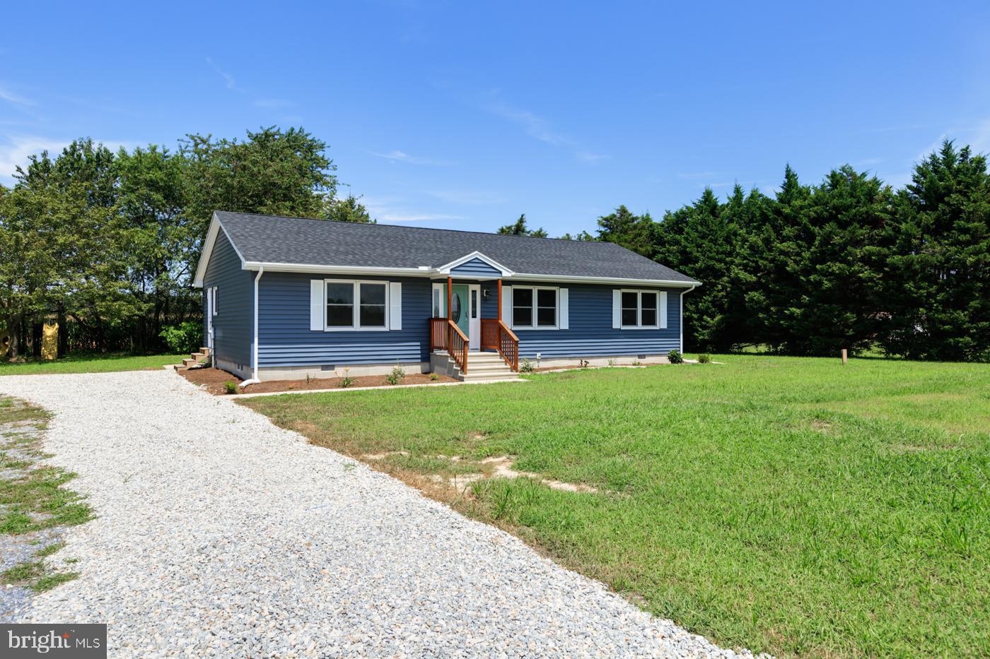 20505 Hummingbird Road Ellendale, DE 19941 - Photo 3 of 29 Front