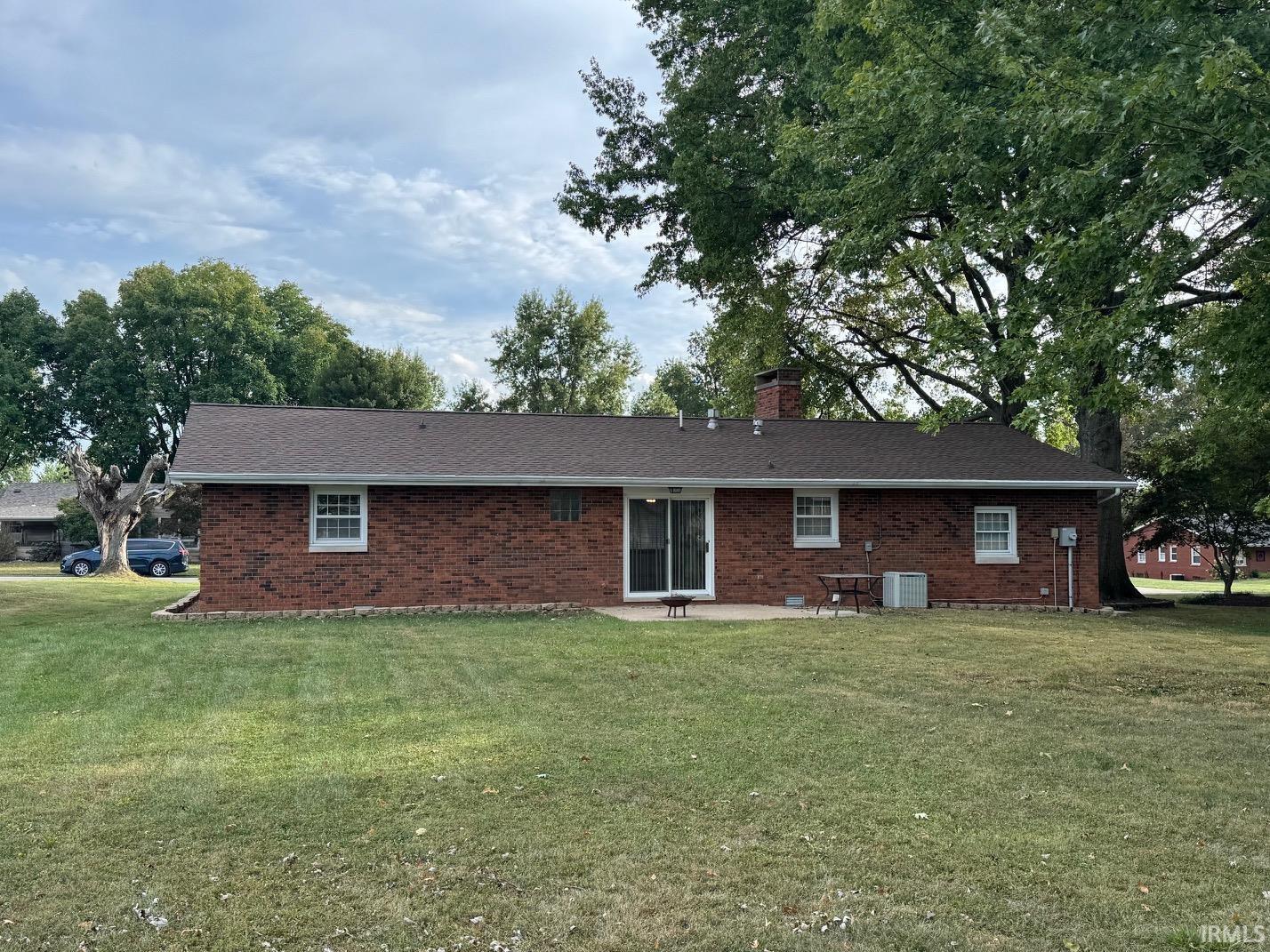 322 Reyling Drive Jasper, IN 47546 - Photo 17 of 18 Gallery Image 17