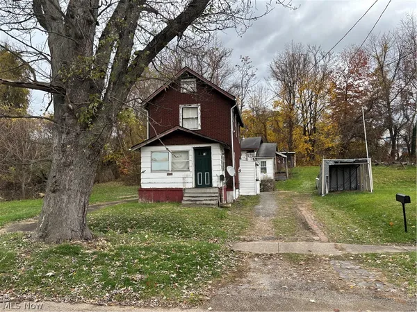 $36,000 | 1125 North Garland Avenue, Youngstown, OH 44505