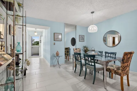 $139,900 | 6080 Northwest 44th Street, Unit 214, Lauderhill, FL 33319
