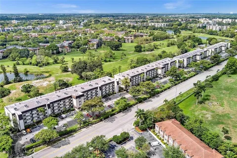 $139,900 | 6080 Northwest 44th Street, Unit 214, Lauderhill, FL 33319