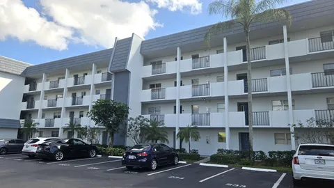 $139,900 | 6080 Northwest 44th Street, Unit 214, Lauderhill, FL 33319