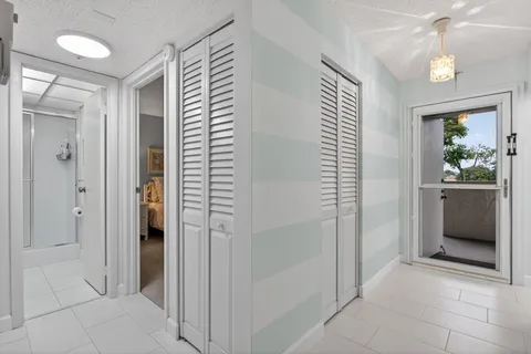 $139,900 | 6080 Northwest 44th Street, Unit 214, Lauderhill, FL 33319