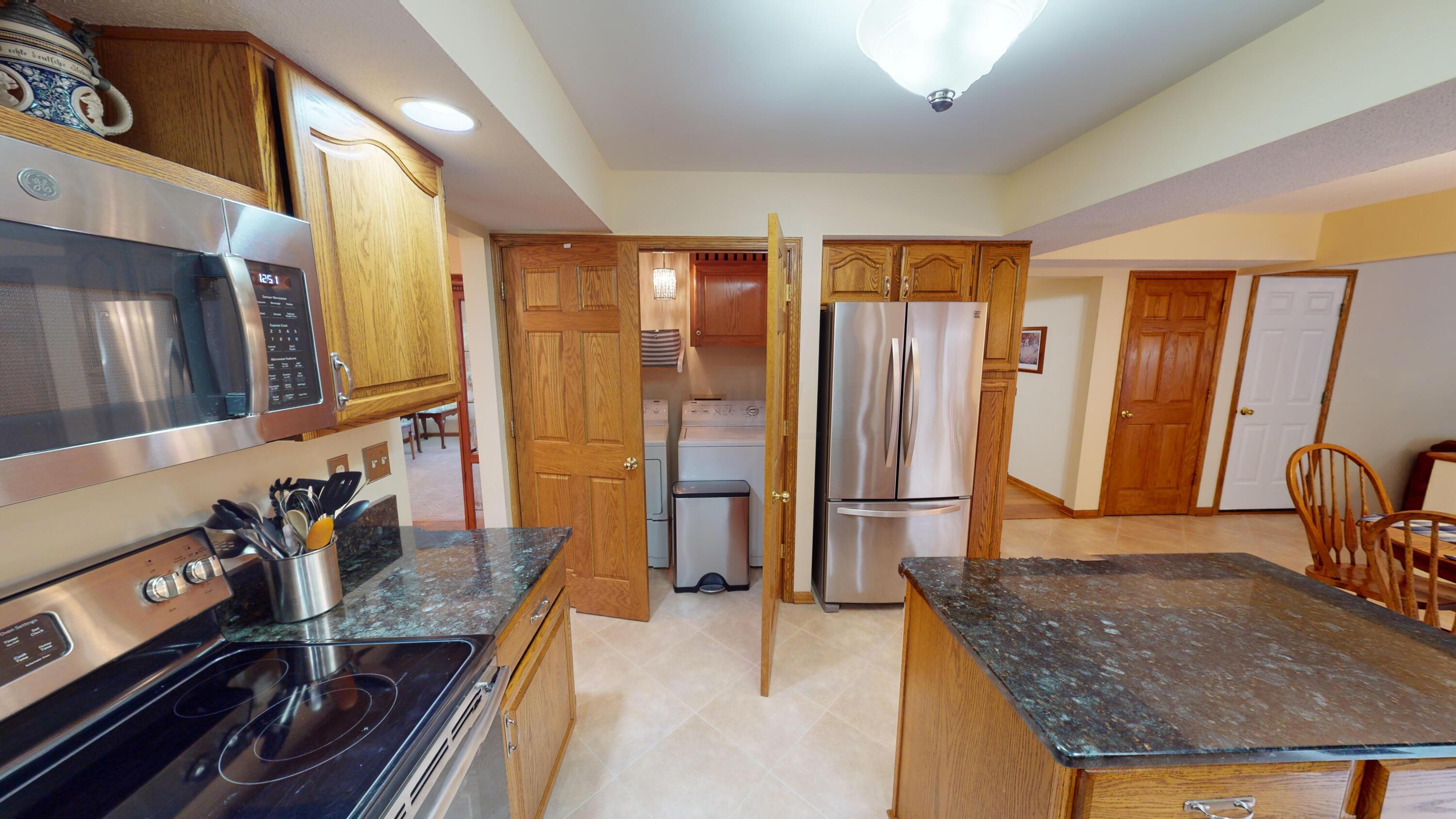 136 Kimberwick Road Mansfield, OH 44904 - Photo 8 of 27 136-Kimberwick-Rd-09072022_144932