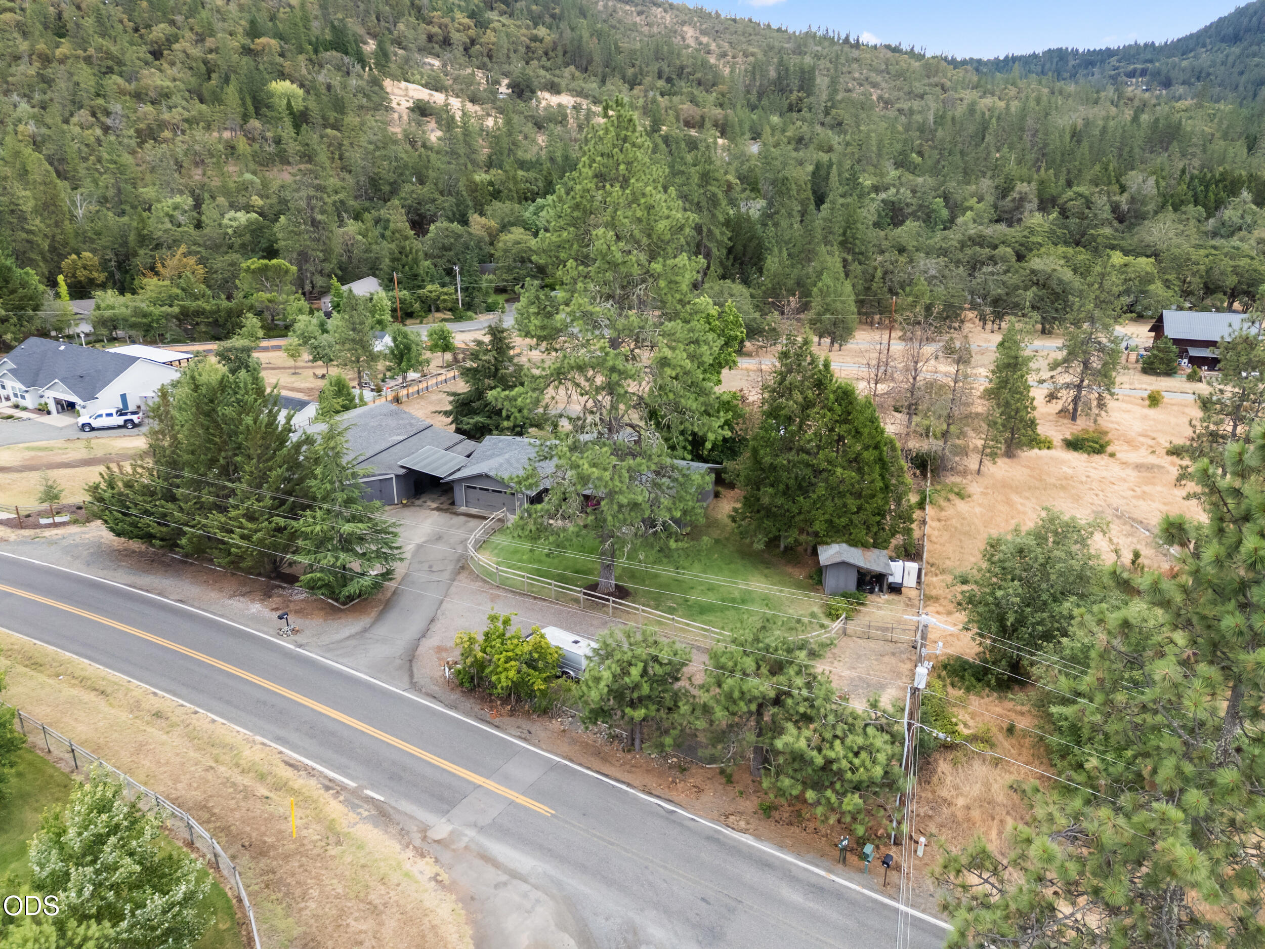 555 Grouse Creek Road Grants Pass, OR 97526 - Photo 46 of 57