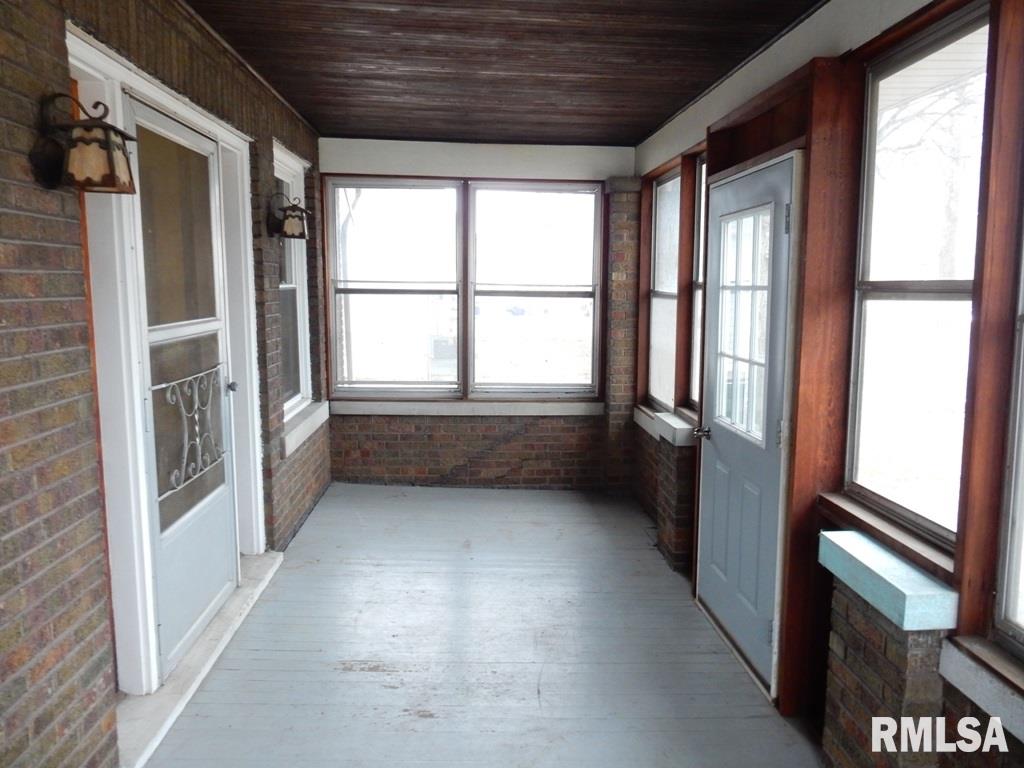 1824 North 9th Street Springfield, IL 62702 - Photo 3 of 18