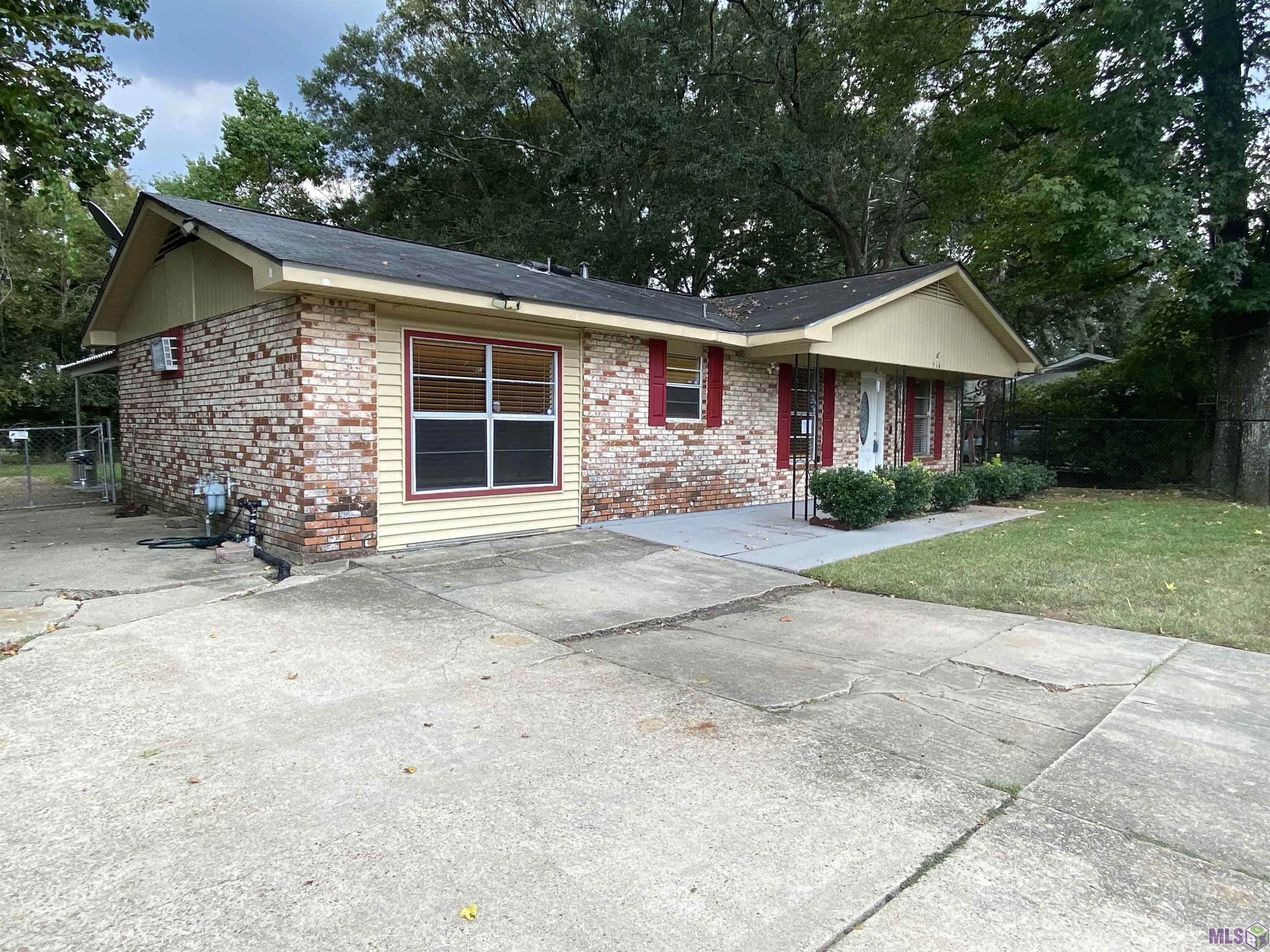 514 Myrtle Street Baker, LA 70714 - Photo 3 of 26