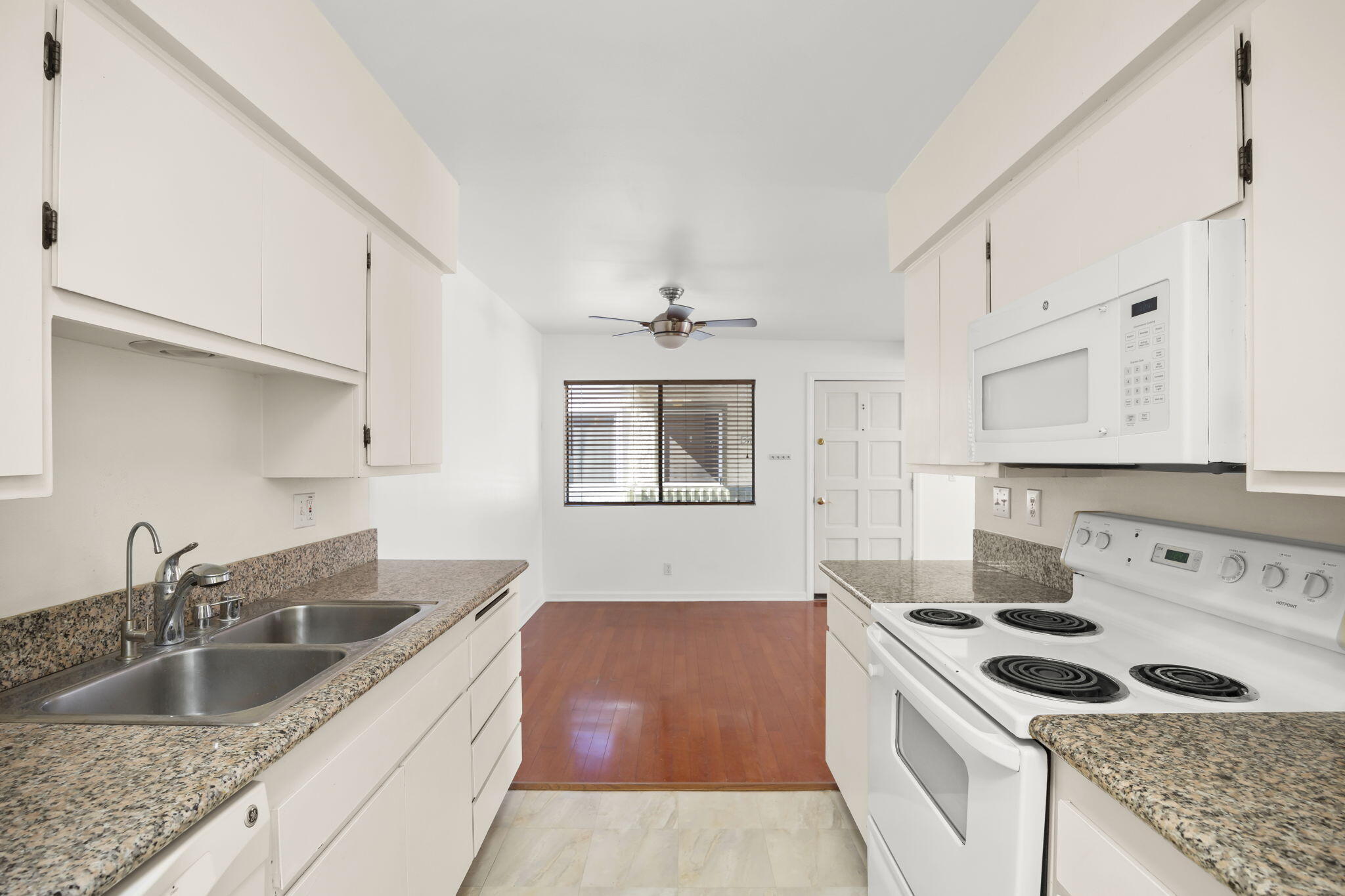 35 Dearborn Place, Unit 56 Goleta, CA 93117 - Photo 16 of 21 a kitchen that has a sink and a stove