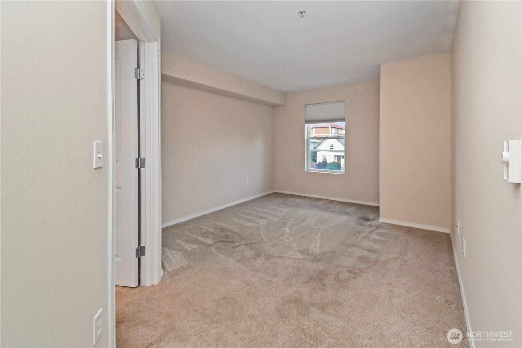 2522 Rucker Avenue, Unit 408 Everett, WA 98201 - Photo 23 of 40 Gallery Image 23