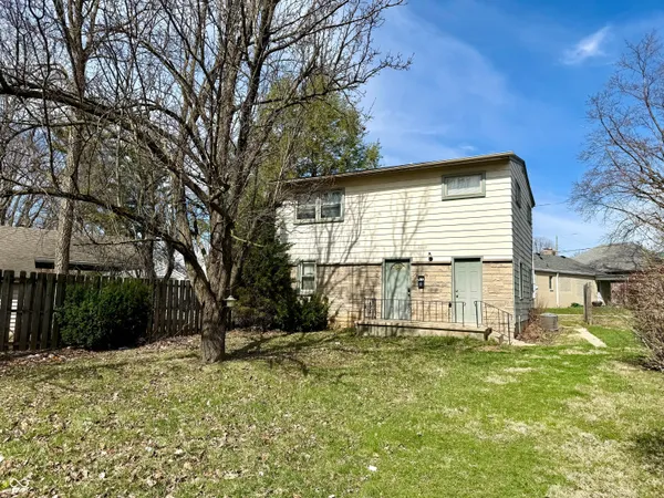 $114,000 | 1914 West White River Boulevard, Muncie, IN 47303