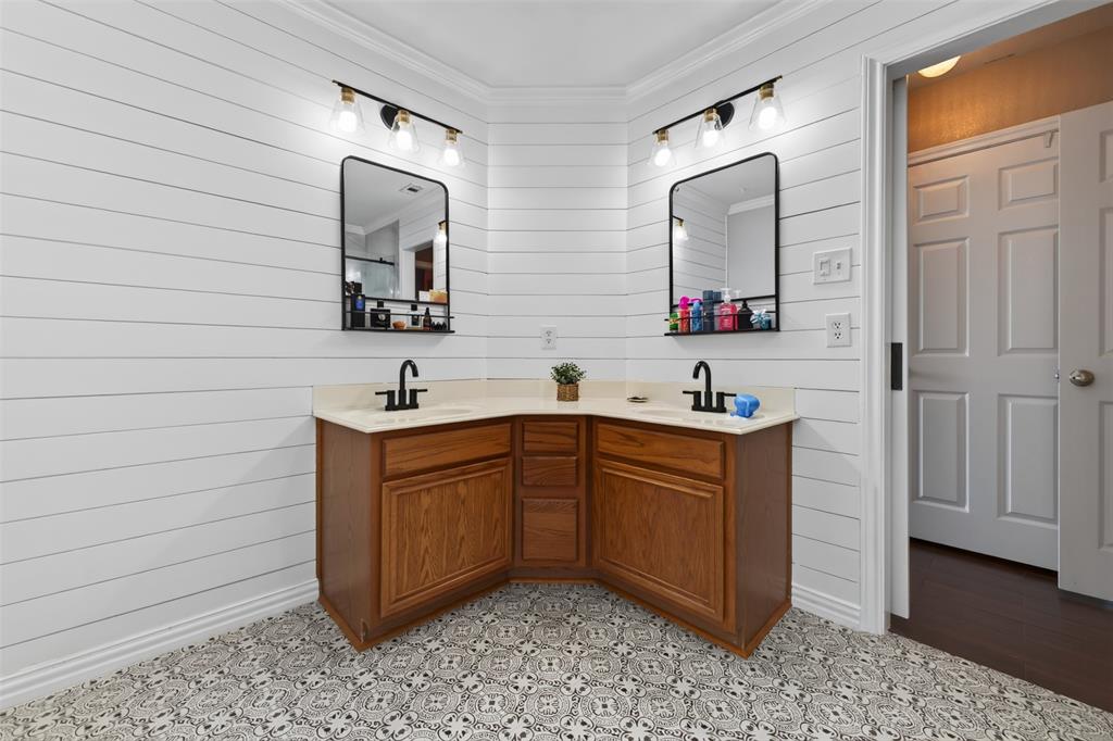 304 Daisy Road Midlothian, TX 76065 - Photo 15 of 27 Gallery Image 15